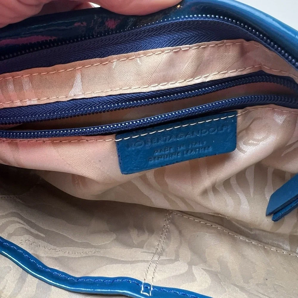 Roberta Gandolfi Italy Blue Patent Leather Chain Strap Purse Zipper Detail
